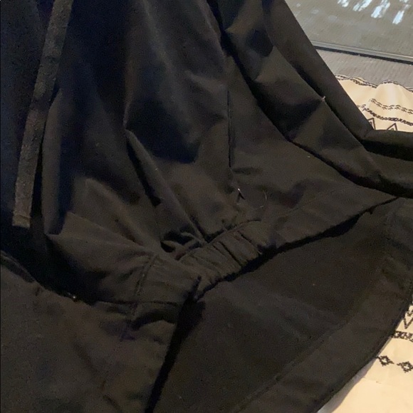 Fabletics pullover - Picture 2 of 2